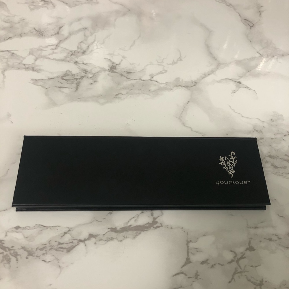 Eyeshadow Palette